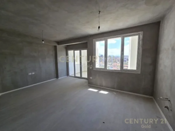 Tirane, shitet apartament 3+1+Ballkon Kati 9, 136 m² 238.000 € 