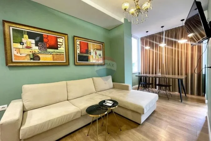 Tirane, jepet me qera apartament 2+1 , 72 m² 650 € (Shkolla e Baletit)