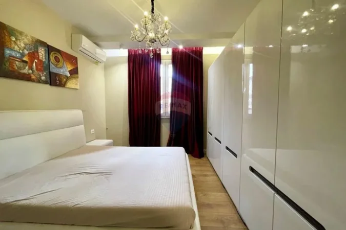 Tirane, jepet me qera apartament 2+1 , 72 m² 650 € (Shkolla e Baletit)