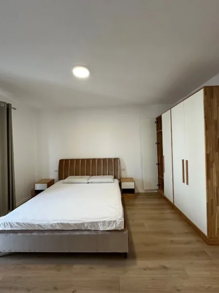 Tirane, shitet apartament 3+1 , 135 m² 278.009 € (Rezidenca Erli, Porcelan)