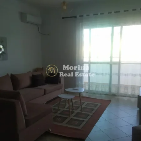 Tirane, jepet me qera apartament 1+1 Kati 3, 77 m² 500 € (Rruga Riza Cerova)