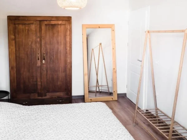 Tirane, jepet me qera apartament 1+1+Aneks Kati 4, 59 m² 650 € (rruga fortuzi)