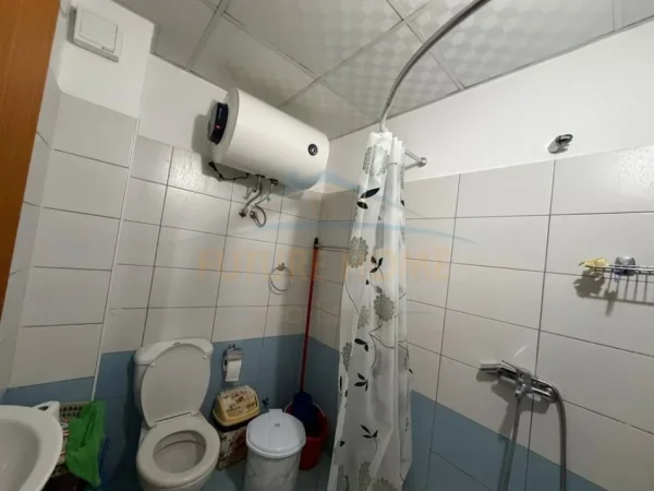 Durres, jepet me qera apartament 2+1 Kati 6, 79 m² 400 € (Plazh Hekurrudha, Durrës)