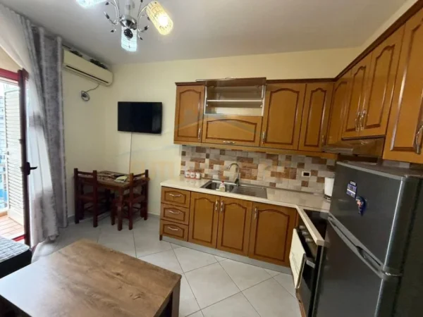 Durres, jepet me qera apartament 2+1 Kati 6, 79 m² 400 € (Plazh Hekurrudha, Durrës)