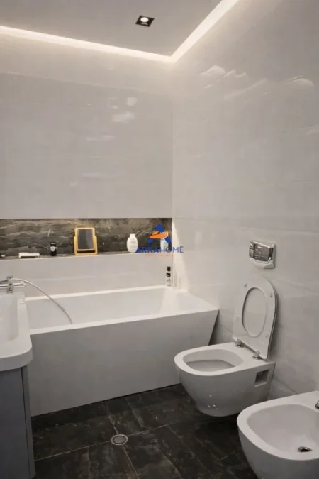 Tirane, shitet apartament 2+1+Ballkon Kati 6, 142 m² 280.000 € 