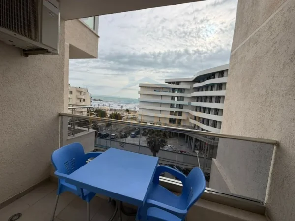 Durres, jepet me qera apartament 2+1 Kati 4, 85 m² 500 € (Plazh Rrota e Kuqe, Durrës)