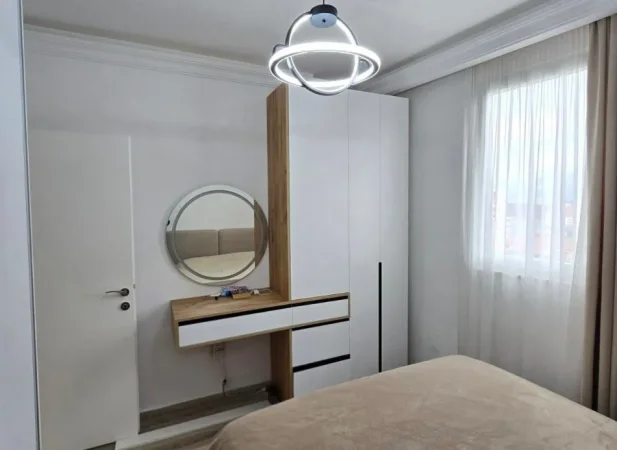 Tirane, shitet apartament 1+1+Ballkon Kati 6, 67 m² 138.000 € (Rruga Bedri Karapici)