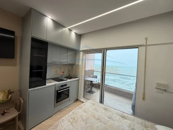 Durres, jepet me qera garsonier Kati 7, 35 m² 400 € (Plazh - Iliria, Durrës)