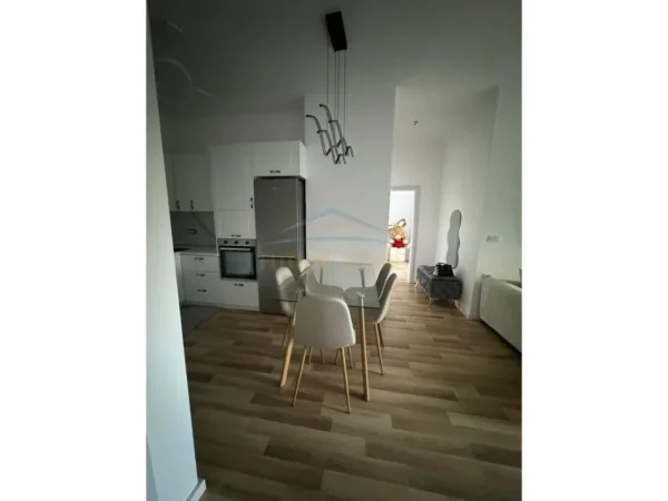Durres, jepet me qera apartament 2+1 Kati 1, 51 m² 500 € (Plazh Iliria, Durres)