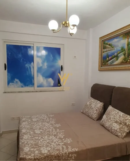 Tirane, jepet me qera apartament 1+1+Ballkon Kati 3, 60 m² 570 € (KODRA E DIELLIT)
