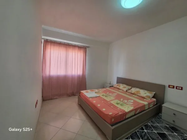 Vlore, jepet me qera apartament 1+1+Ballkon Kati 9, 70 m² 350 € (Rruga Gjergj Arianiti)