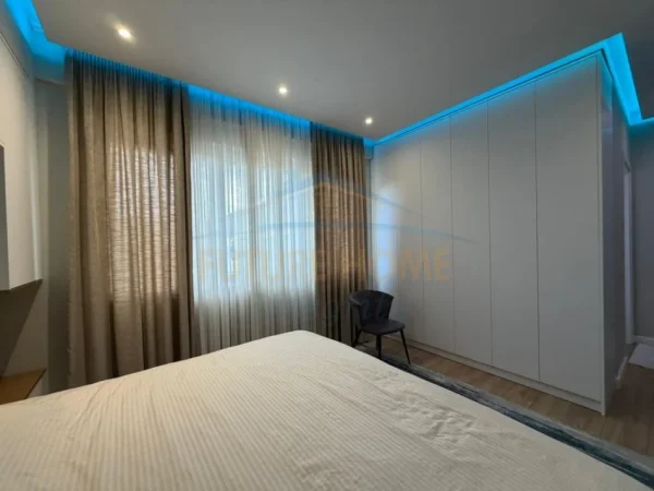 Tirane, shes apartament 3+1+Ballkon Kati 3, 112 m² 325.000 € (FZ Construction)