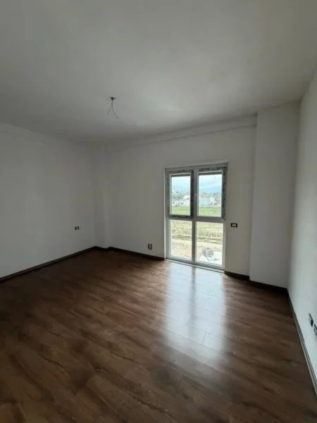 Tirane, shitet apartament 2+1 Kati 2, 119 m² 191.000 € (Sauk)