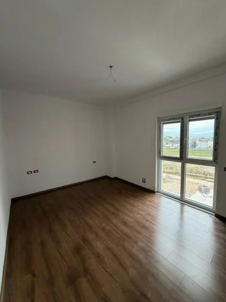Tirane, shitet apartament 2+1 Kati 2, 119 m² 191.000 € (Sauk)