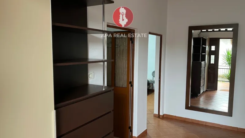 Tirane, jepet me qera apartament 1+1 Kati 0, 80 m² 450 € (Rruga e Elbasanit)