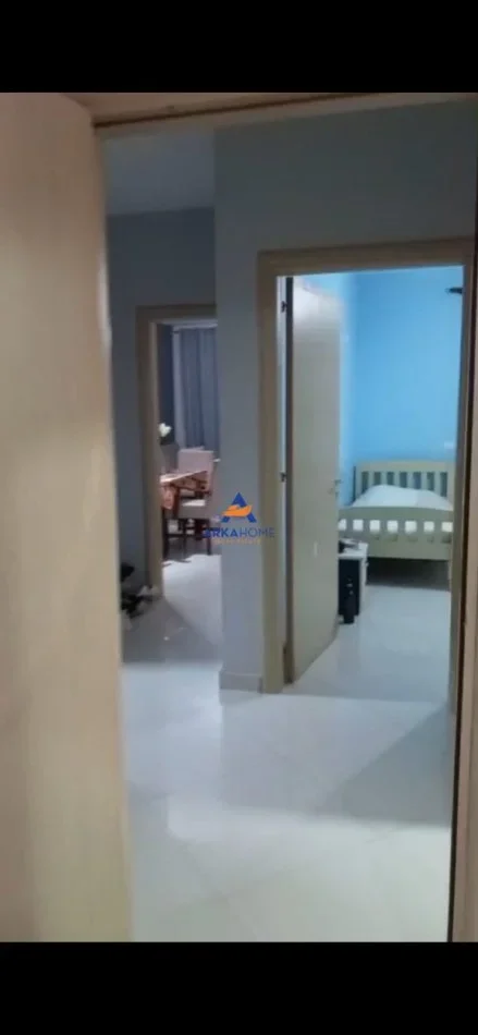 Tirane, jepet me qera apartament 2+1+Ballkon Kati 4, 120 m² 468 € 