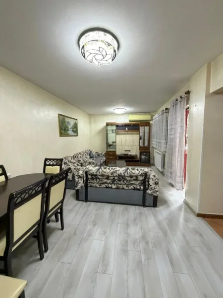 Qera, Apartament 2+1, Terminali i Autobuzëve, Tirane, 450 €