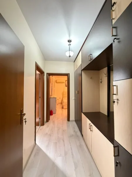 Qera, Apartament 2+1, Terminali i Autobuzëve, Tirane, 450 €