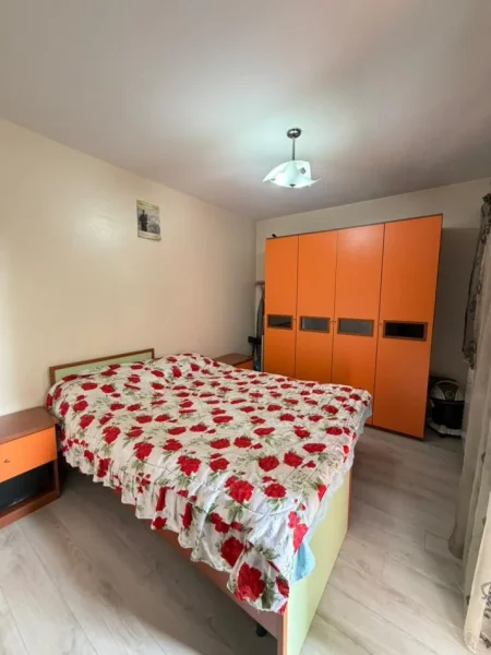 Qera, Apartament 2+1, Terminali i Autobuzëve, Tirane, 450 €