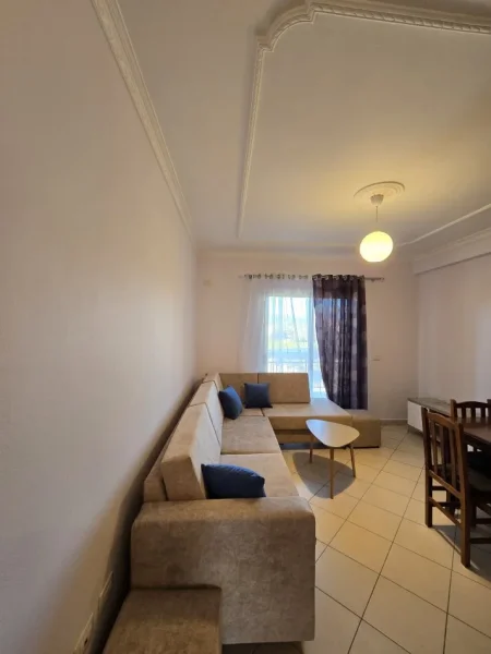 Tirane, jepet me qera apartament 2+1 Kati 3, 100 m² 600 € (Rruga Jordan Misja prane Gener 2)