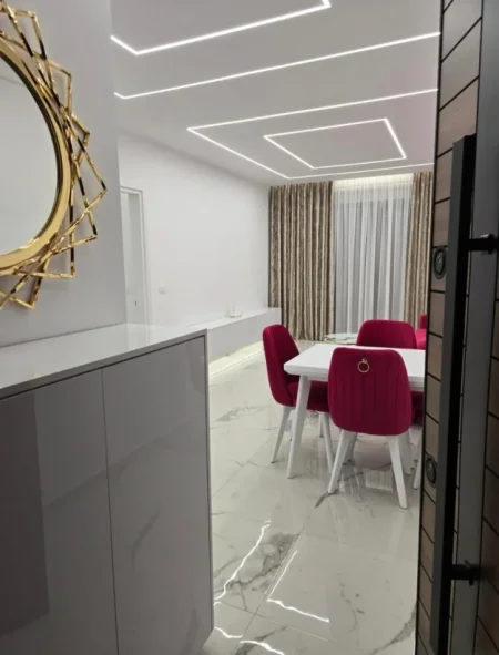 Tirane, jepet me qera apartament 1+1 Kati 3, 75 m² 800 € (Kodra e Diellit)