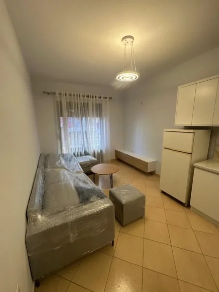 Tirane, jepet me qera apartament 2+1 Kati 4, 90 m² 450 € (Astir)