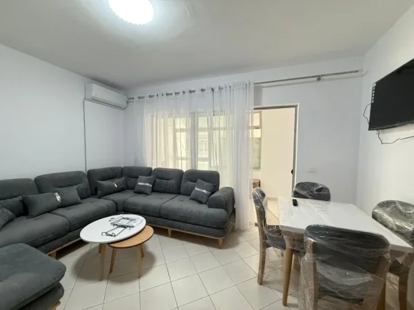 Qera Apartment 1+1 Tek Pallatet Romario Astir, Tirane, 450€