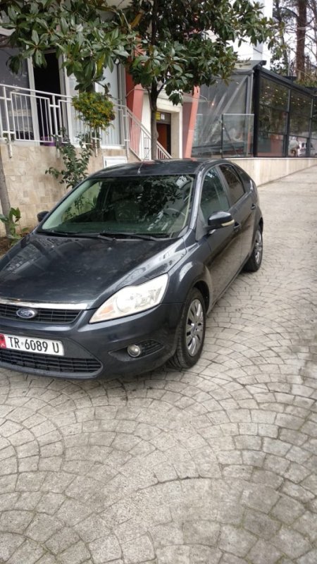 Tirane, shes makine Ford Focus 2010 Nafte, gri e erret manuale Kondicioner 165.000 km 3.600 €