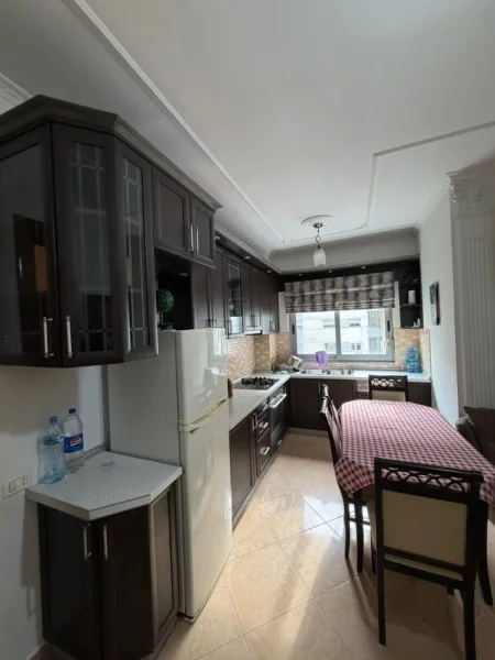Tirane, jepet me qera apartament 2+1+Ballkon Kati 4, 85 m² 500.000 € (Loni ligori ,Astir)