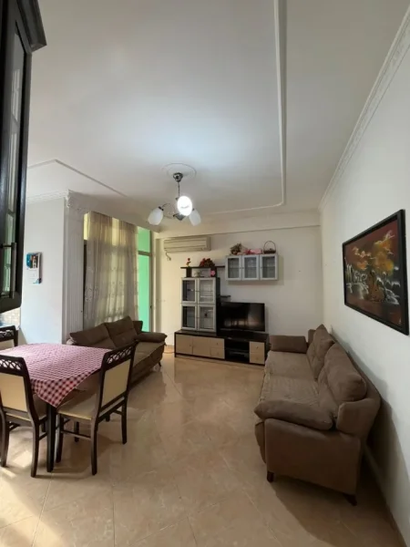 Tirane, jepet me qera apartament 2+1+Ballkon Kati 4, 85 m² 500.000 € (Loni ligori ,Astir)