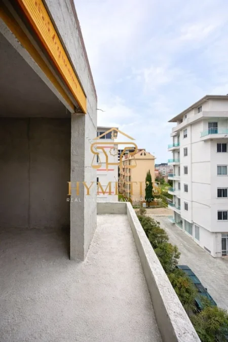 Golem, shitet apartament 1+1+Ballkon Kati 4, 77 m² 