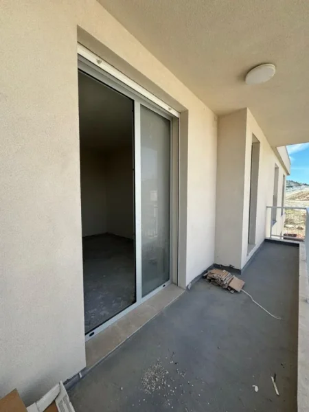 Tirane, shitet apartament 2+1+Ballkon , 134 m² 335.000 € (Currila)