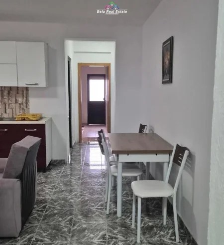 Tirane, jepet me qera apartament 2+1 Kati 4, 93 m² 625 € (Rruga Ymer Kurti)
