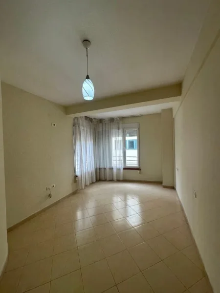 Tirane, shitet apartament duplex Dublex Kati 2, 159 m² 279.998 € (Kodr)