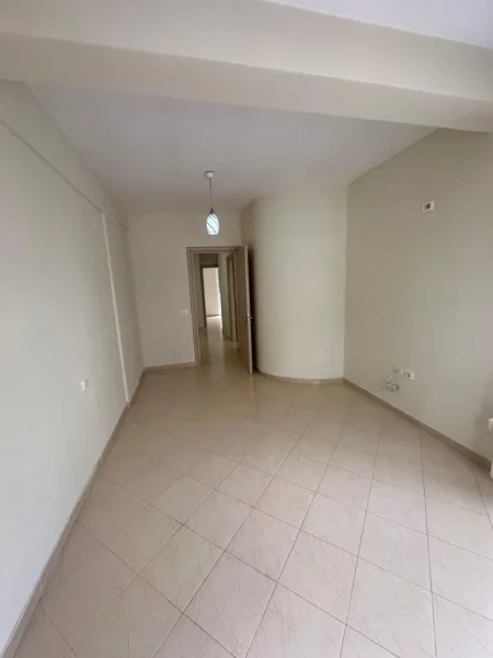 Tirane, shitet apartament duplex Dublex Kati 2, 159 m² 279.998 € (Kodr)