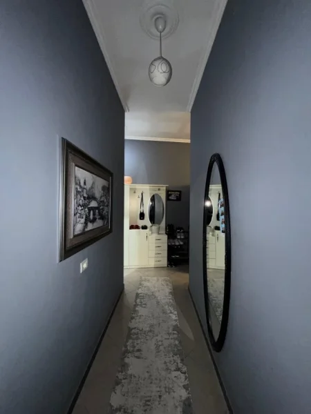 Tirane, shitet apartament 2+1 Kati 8, 105 m² 170.000 € (Astir)