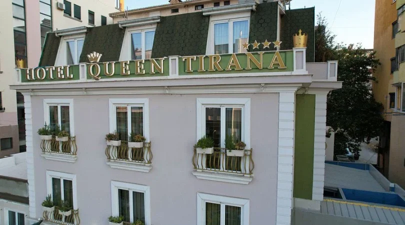 Tirane, shitet apartament 2+1+Ballkon Kati 1, 126 m² 245.000 € (Komuna e Parisit)