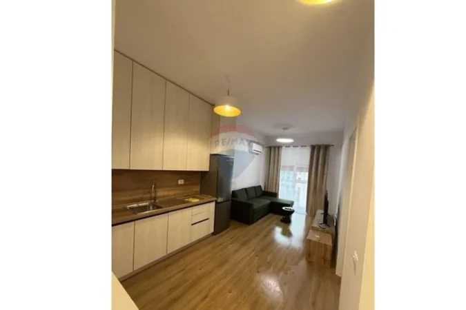 Tirane, jepet me qera apartament , 49 m² 500 € 