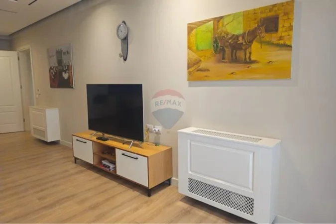 Tirane, jepet me qera apartament , 132 m² 1.700 € (Rruga Marko Boçari)