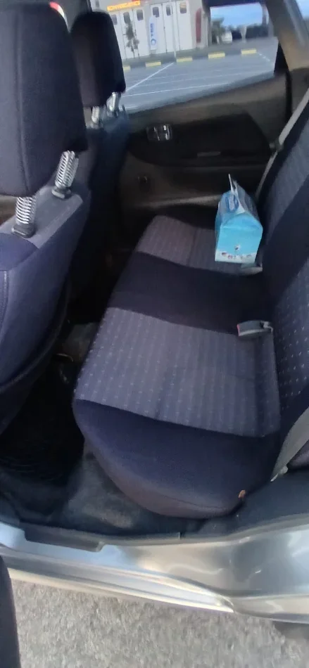 Durres, shitet makine Benzin+Gaz, gri metalizato automatik Kondicioner 3.500 €