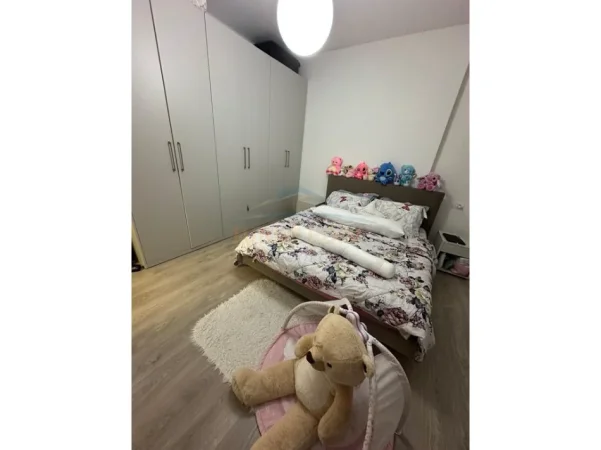 Tirane, jepet me qera apartament 1+1+PARKIM Kati 11, 72 m² 570 € (FUSHA E AVIACIONIT)
