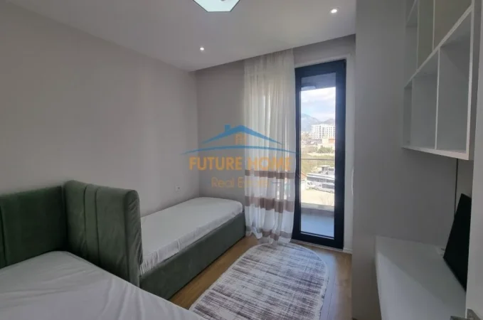 Tirane, shitet apartament 2+1 Kati 4, 83 m² (rruga xhanfize keko)