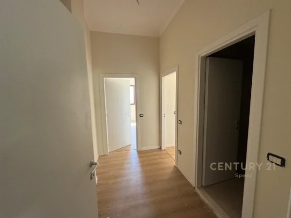 Tirane, shitet apartament 2+1 Kati 0, 106 m² 127.200 € (Fresku)