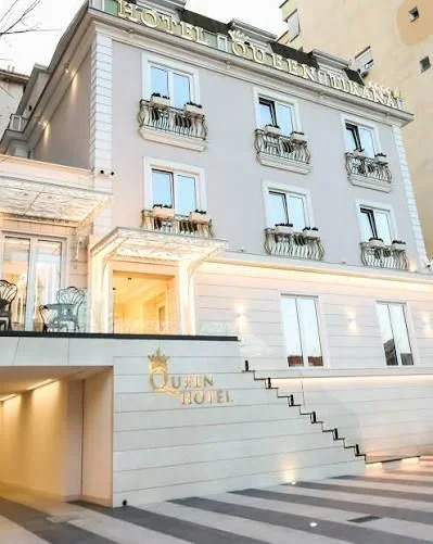 Tirane, shitet apartament 2+1 Kati 1, 245.000 € 