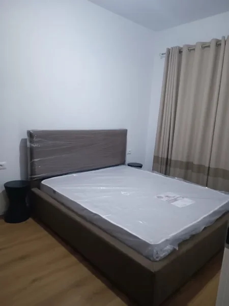 Tirane, jepet me qera apartament 1+1+Ballkon Kati 2, 70 m² 40.000 Leke te Reja, (Kompleksi OXA, Fresk, Tiranë)