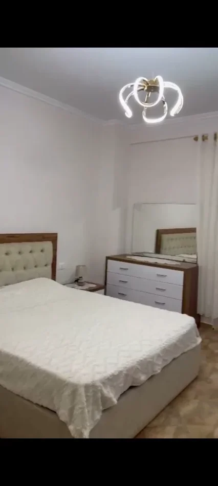 Tirane, jepet me qera apartament 1+1+Ballkon Kati 2, 70 m² 600 € (Pranë Resorant Fish Time, Don Bosko, Tiranë)