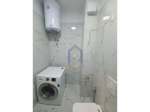 Tirane, jepet me qera apartament 1+1+Ballkon Kati 3, 60 m² 550 € (Apartament 1+1 me qira tek Kodra e diellit)