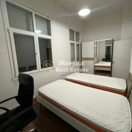 Tirane, jepet me qera apartament 2+1 Kati 8, 105 m² 900 € (Zogu i ZI)