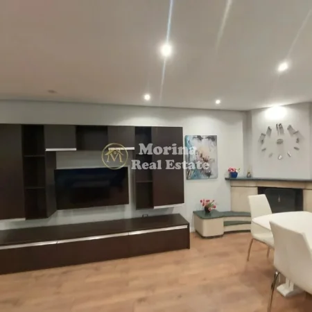 Tirane, jepet me qera apartament 2+1+Ballkon Kati 13, 125 m² 1.150 € (Blloku)