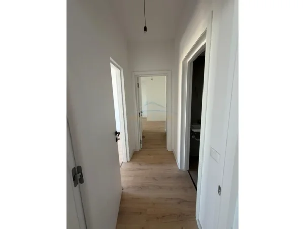 Tirane, jepet me qera apartament 2+1+Ballkon Kati 7, 127 m² 1.500 € (Altana Luxury Residence)